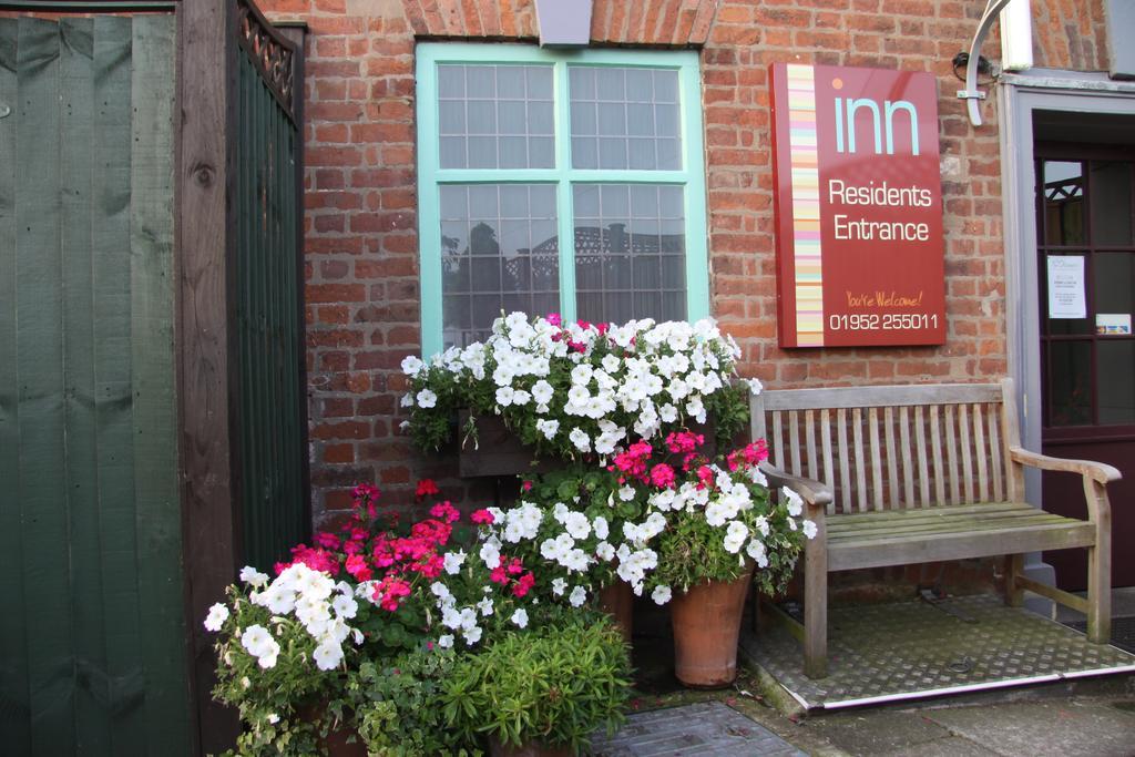 Old Orleton Inn Wellington  Exterior photo